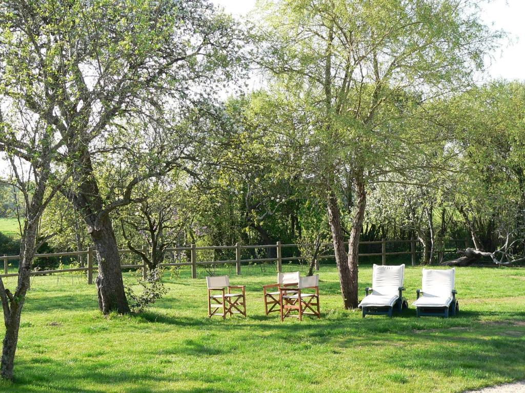 Le Manoir Du Pas Jahan Coueron Ngoại thất bức ảnh