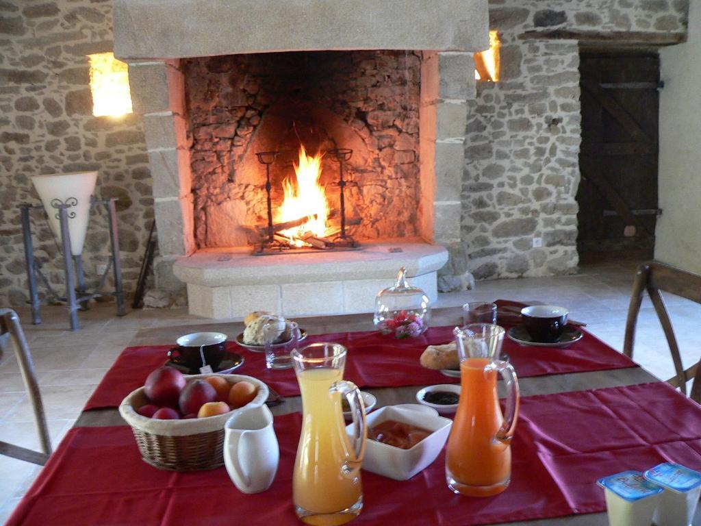 Le Manoir Du Pas Jahan Coueron Ngoại thất bức ảnh