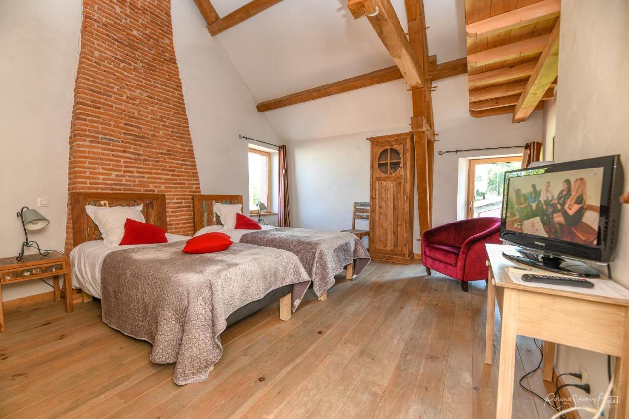 Le Manoir Du Pas Jahan Coueron Ngoại thất bức ảnh