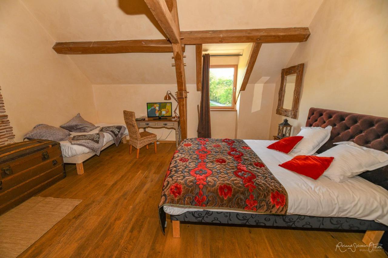 Le Manoir Du Pas Jahan Coueron Ngoại thất bức ảnh