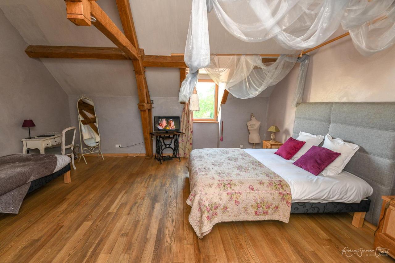Le Manoir Du Pas Jahan Coueron Ngoại thất bức ảnh