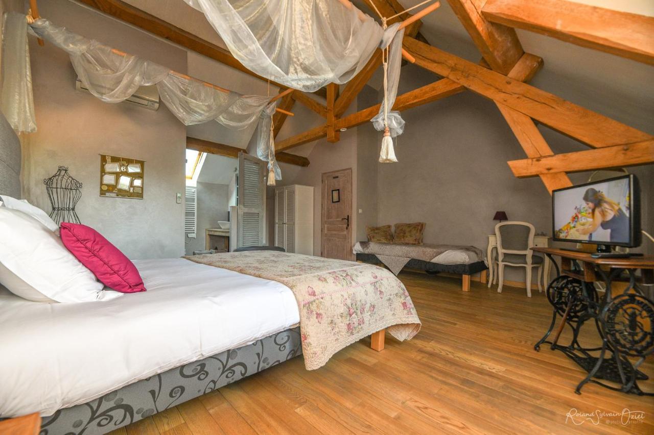 Le Manoir Du Pas Jahan Coueron Ngoại thất bức ảnh